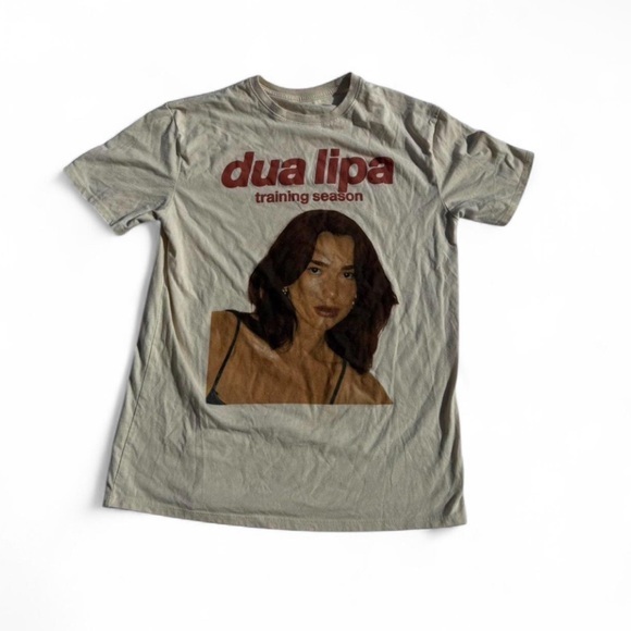 other Tops - Cream Vintage Graphic Short Sleeve Tee